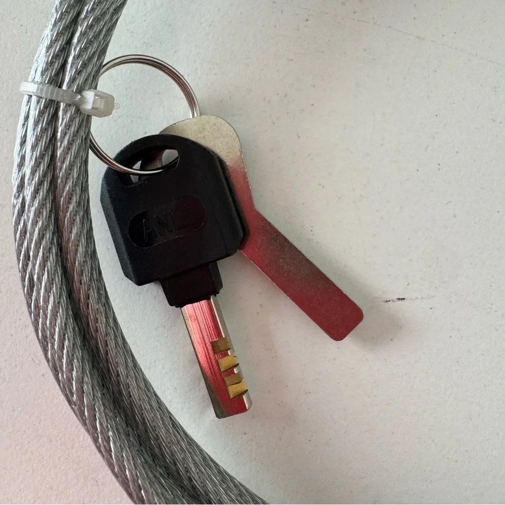 Kensington Silver Computer Laptop Security Cable with Lock and Keys